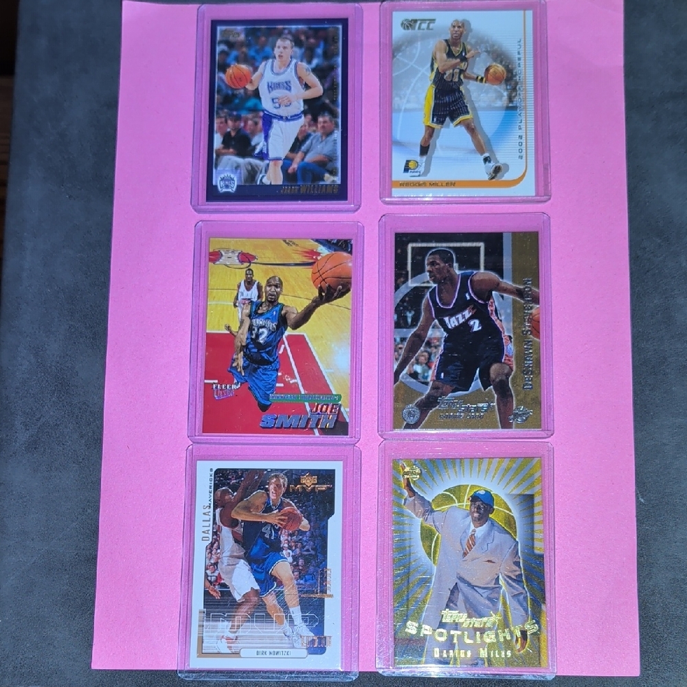 Assorted Basketball Trading Cards Set